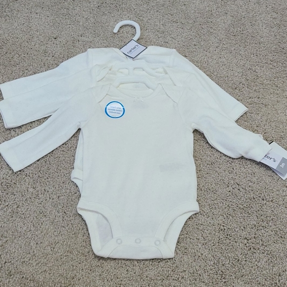 New! Bundle of 3 Longsleeve Onesies - Picture 1 of 5